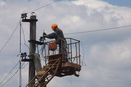 У ще одному селі Харківського району відновили електропостачання