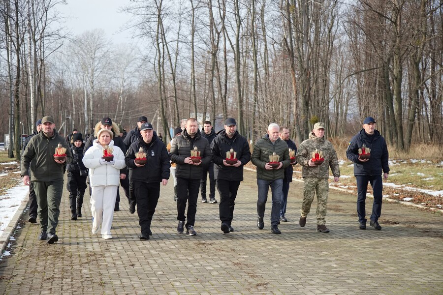 На Харківщині вшанували пам’ять жертв Голодоморів