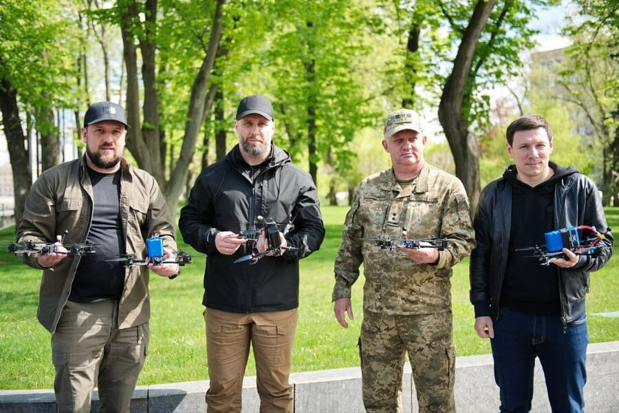 Військовим Харківщини передали перші «Куп’янські дрони»