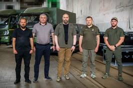 «Системно підтримуємо захисників Харківщини, які боронять один із стратегічних напрямків», — Олег Синєгубов «Системно підтримуємо захисників Харківщини, які боронять один із стратегічних напрямків», — Олег Синєгубов