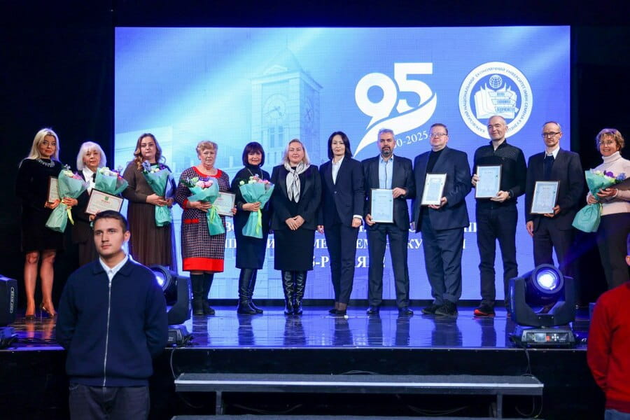 Харківська ОВА привітала колектив Національного економічного університету імені Семена Кузнеця з ювілеєм