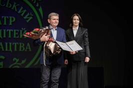 Харківська ОВА привітала найстаріший театр для дітей та юнацтва України з ювілеєм