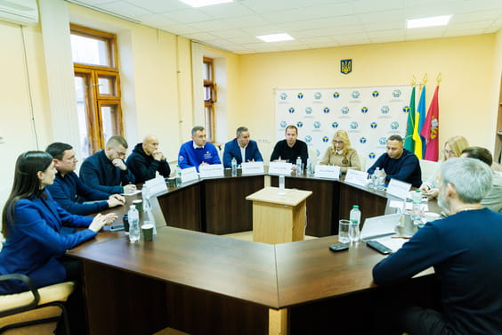 Харківська ОВА провела виїзне засідання «Діалог влади та бізнесу»