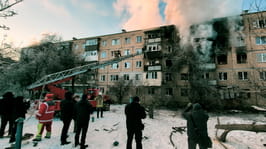 Триває ліквідація наслідків ворожої атаки по Салтівці у Харкові.