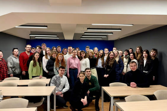 Харківська ОВА продовжує підтримку молодіжних ініціатив в громадах регіону