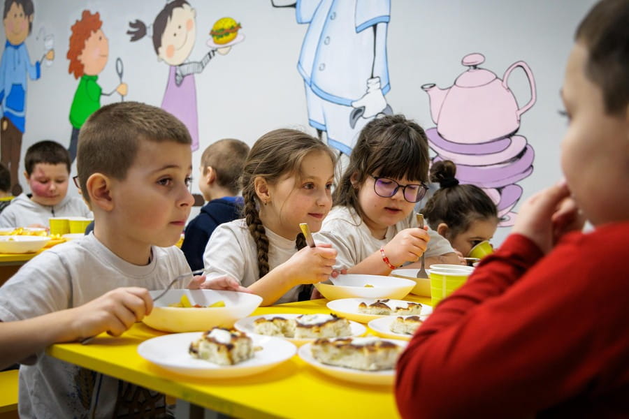 За сприяння Харківської ОВА у навчальних закладах регіону впроваджують реформу шкільного харчування