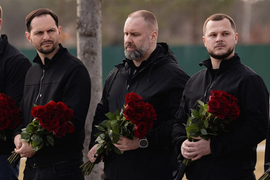 Олег Синєгубов долучився до церемонії поховання невпізнаних Героїв України