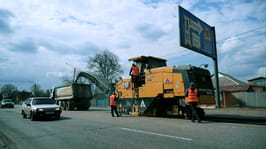 На дорогах державного значення Харківської області тривають ремонтні роботи