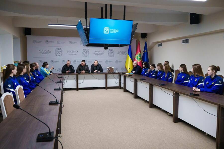 Олег Синєгубов відзначив перемогу харківських синхроністок на ІІ етапі Кубка світу