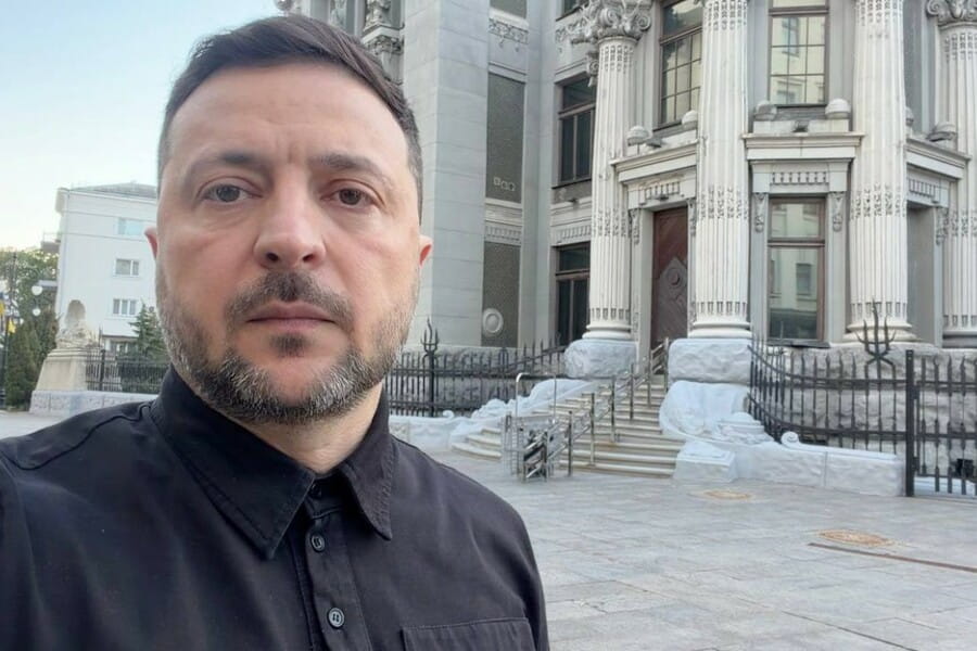 Затвердив сьогодні нові наші операції: якщо Росія не хоче дипломатії, має бути до дипломатії примус – звернення Президента