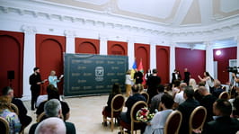 Олег Синєгубов вручив державні нагороди та почесні звання жителям Харківщини