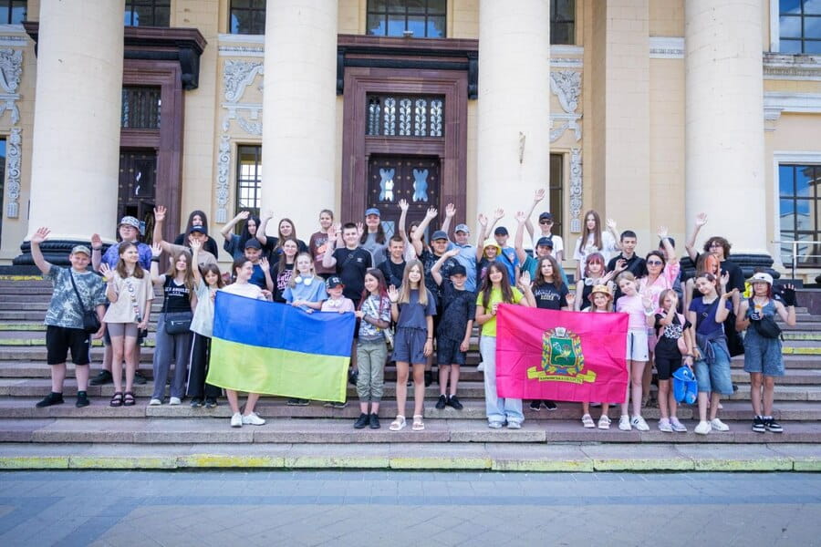 45 дітей захисників і захисниць із Харківщини вирушили на відпочинок до Данії