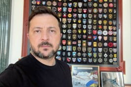 Сьогодні вночі та найближчим часом треба особливо уважно ставитись до повітряних тривог: росіяни підготувались до масованого удару – звернення Президента
