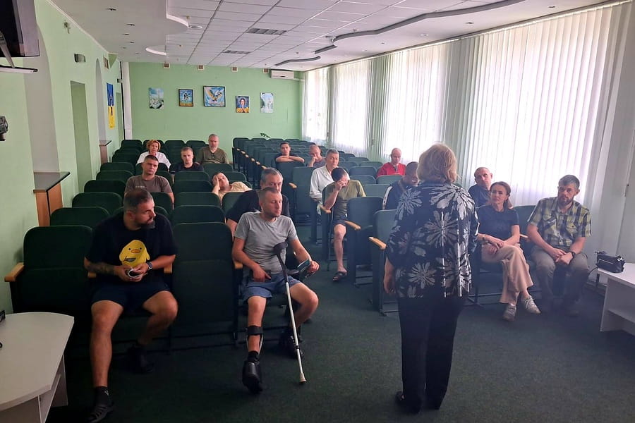 Харківська ОВА продовжує підтримку ветеранів війни та демобілізованих осіб
