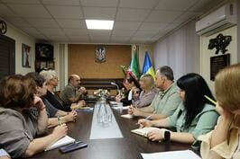 Харківська ОВА продовжує системну підтримку сімей з дітьми, людей похилого віку, осіб з інвалідністю та ВПО