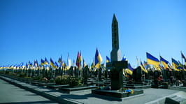 Олег Синєгубов вшанував пам'ять полеглих Захисників і Захисниць України
