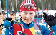 Євген Савін вручив посвідчення майстра спорту України міжнародного класу харківській біатлоністці Наталії Бурдизі