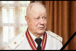 Харківщина прощається з Героєм Радянського Союзу Сергієм Остащенком