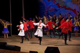 Великий Слобожанський ансамбль пісні і танцю - досить успішний проект
