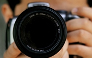 Слухачі Школи юного журналіста на практиці вчилися знімати пейзажі на фотокамеру