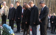 У Харкові вшанували пам'ять жертв Катинської трагедії та всіх жертв тоталітаризму
