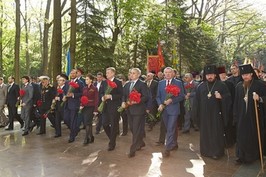 На Меморіалі Слави вшанували пам'ять загиблих під час Великої Вітчизняної війни