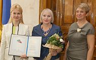 В облдержадміністрації нагородили кращих працівників торгівлі Харківщини