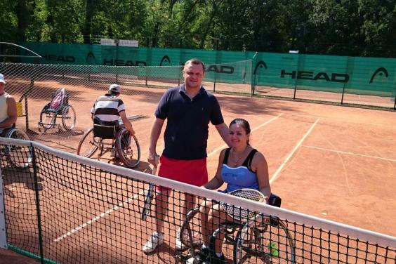 Радник Ігоря Райніна посів перше місце в тенісному турнірі «Рівні можливості»