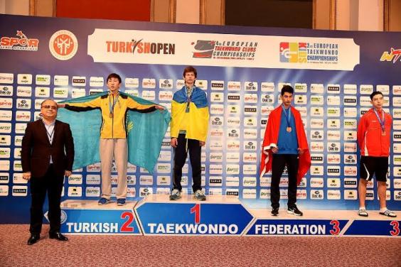 Олександр Дзюба здобув «золото» чемпіонату Європи з тхеквондо