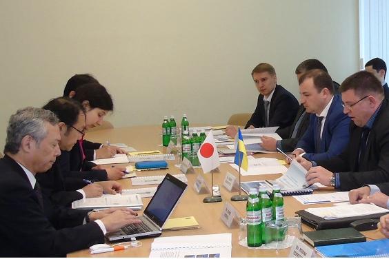 Представникам японської делегації презентували проекти у сфері енергоефективності, які реалізують в області