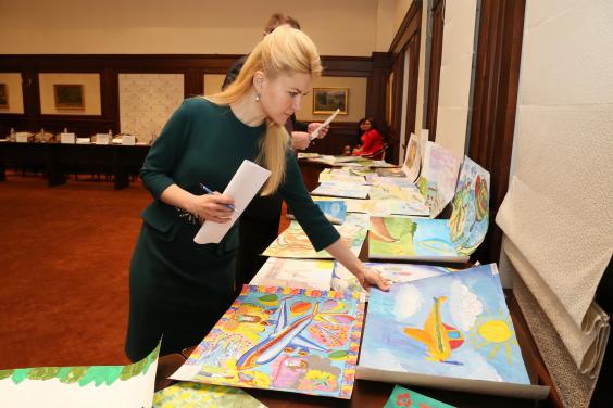 На Харківщині визначать переможця конкурсу дитячого малюнка «Наше мирне небо»