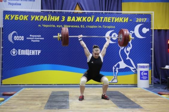 Важкоатлетки Харківщини встановили рекорди України на змаганнях у Чернігові