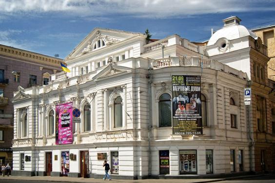З обласного бюджету спрямують кошти для завершення ремонту покрівлі театру ім. Т. Шевченка