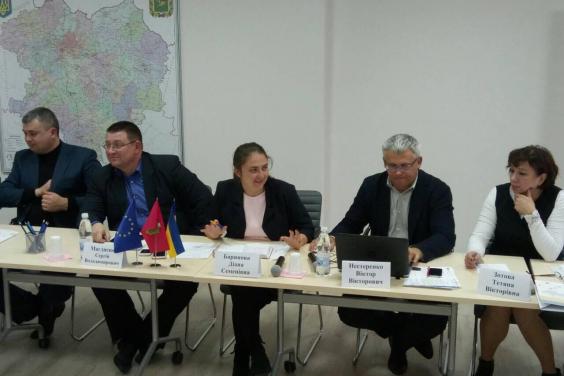 На Харківщині обговорили питання ремонту доріг в об’єднаних територіальних громадах