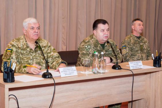 Міністр оборони України представив колективу ХНУПС нового керівника