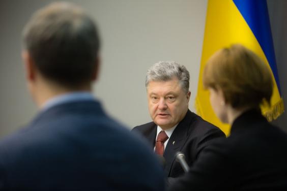Ми твердо та спокійно пройдемо цей кризовий період – Президент про ситуацію щодо погроз «Газпрому»