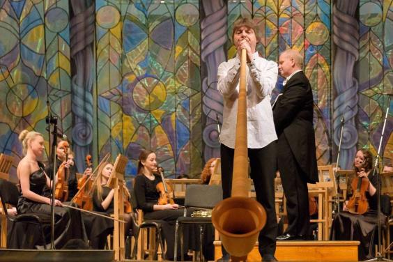 Молодіжний оркестр «Слобожанський» зіграє концерт з відомим валторністом Аркадієм Шилклопером
