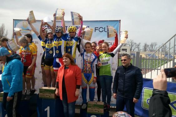 Харків'яни завоювали 6 медалей на юнацькому чемпіонаті України з велоспорту на шосе