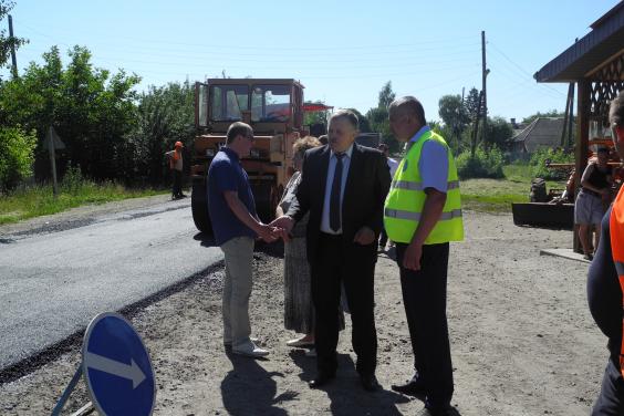 Почався ремонт дороги в селі Феськи