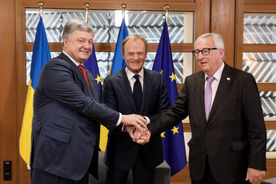 Вдячний лідерам ЄС за позитивну оцінку досягнень України у здійсненні реформ. Президент