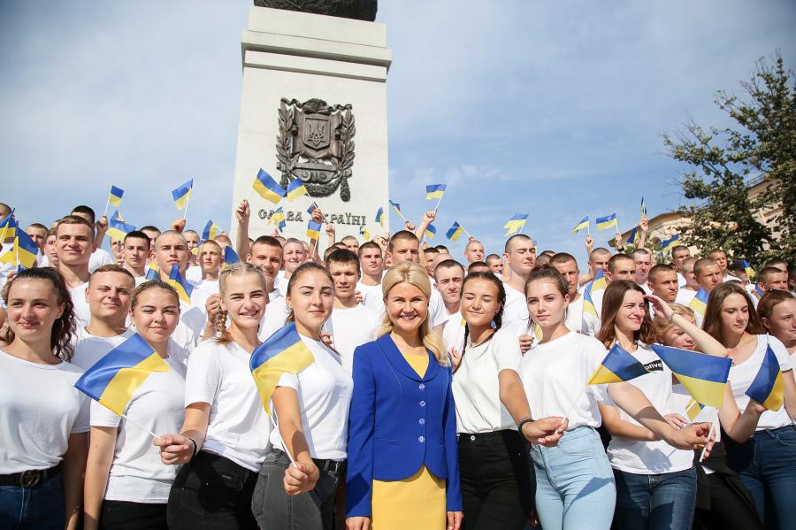На Харьковщине отмечают День Государственного Флага Украины и День города Харьков