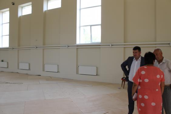 В Олексіївському ліцеї проводять капітальний ремонт спортивної зали
