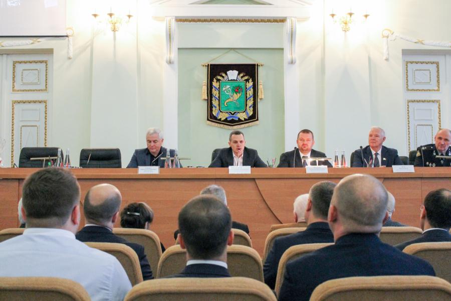 Олексій Кучер привітав прокурорів з професійним святом