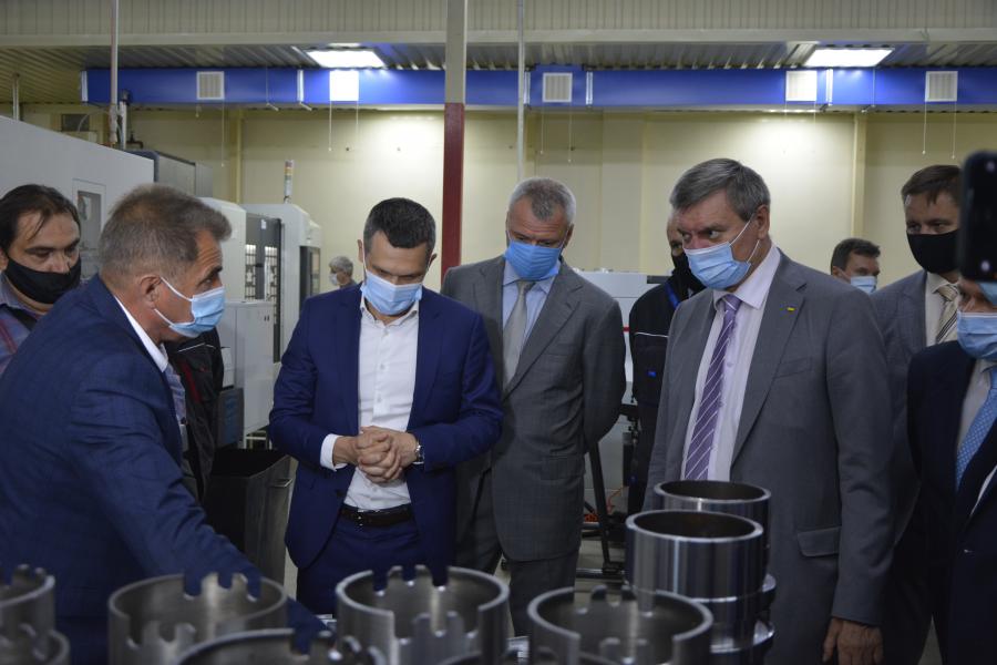 Завод ім. Малишева розпочав виробництво гусениць для БМП за програмою імпортозаміщення