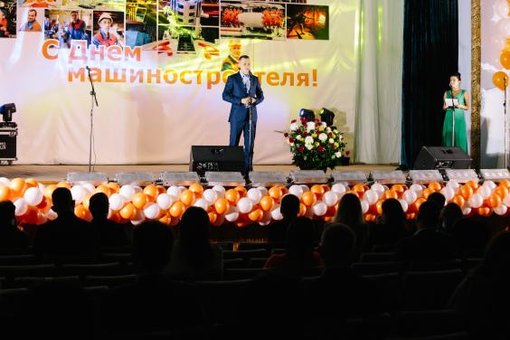 Олексій Кучер привітав працівників заводу «Світло шахтаря» з Днем машинобудівника