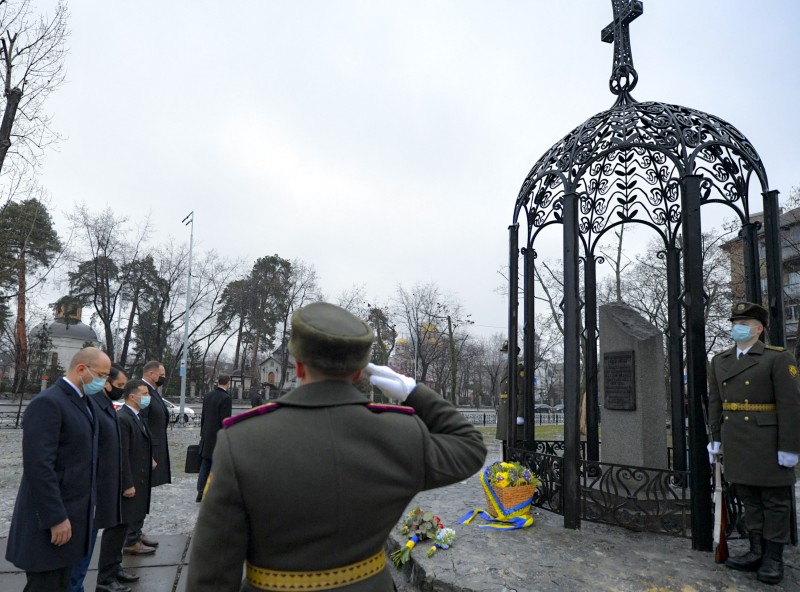 Президент України вшанував ліквідаторів аварії на Чорнобильській АЕС