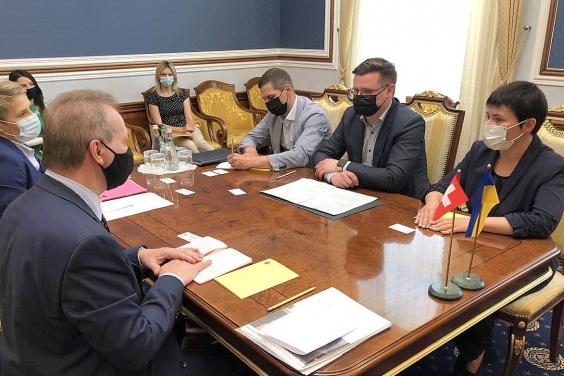 Антон Деньгуб зустрівся з Послом Швейцарії в Україні Клодом Вільдом