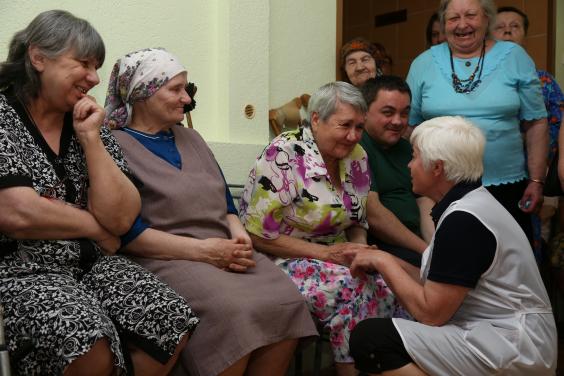 В 2022 году пенсионеров от 70 до 75 лет планируют включить в программу адресной помощи
