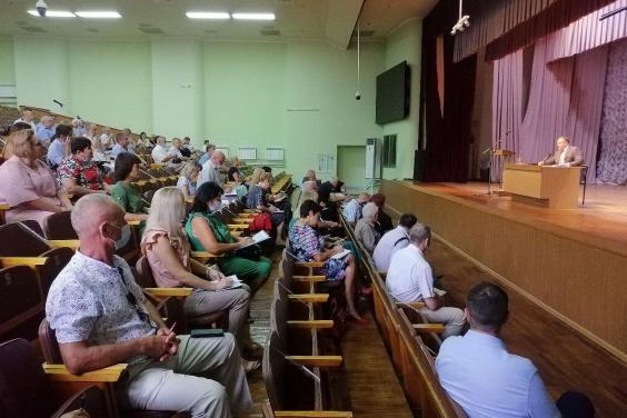 Михаил Черняк обсудил с руководителями больниц области вопросы менеджмента заведений