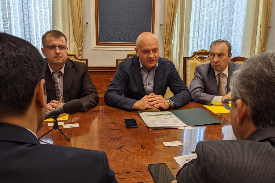 Александр Скакун встретился с Послом Узбекистана в Украине Алишером Курмановым